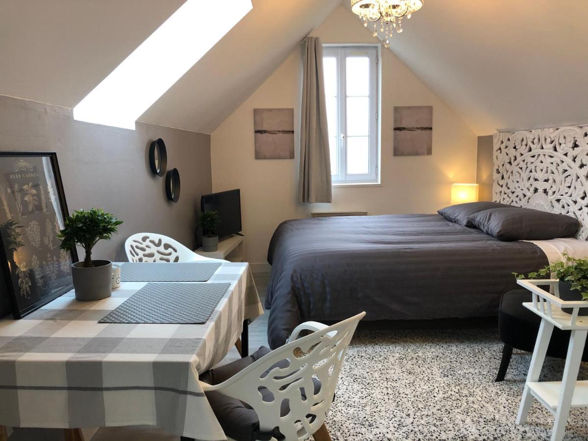 لوفييه Maison Quatre Freres المظهر الخارجي الصورة